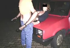 دانشجو گربه تراشیده زیبا فیلم سوپر سکسی سکسی خود را قرار می دهد