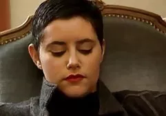 صبح دختر اولین بار از خواب بیدار شد و سوپر سکس خفن در دهانش عضو شد