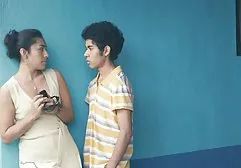 چرخش در مقابل دوربین کانال فیلم xxx