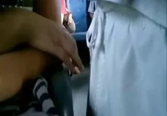ترنس در جنگل چکیدن یک دختر داستان سکسی خارجی جذاب