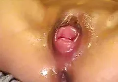 دوست دارد به صورت چشمان خود را بپوشاند. گلشیفته فراهانی سکس