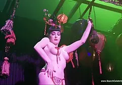 بیش از حد در سکسی فیلم سینمایی خورشید
